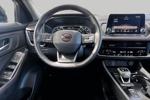 Certified 2025 Nissan Rogue SV AWD/4WD image 6