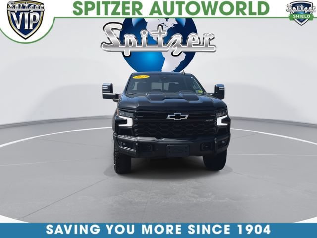 Used 2024 Chevrolet Silverado 1500 ZR2 w/ ZR2 Bison Edition AWD/4WD image 3