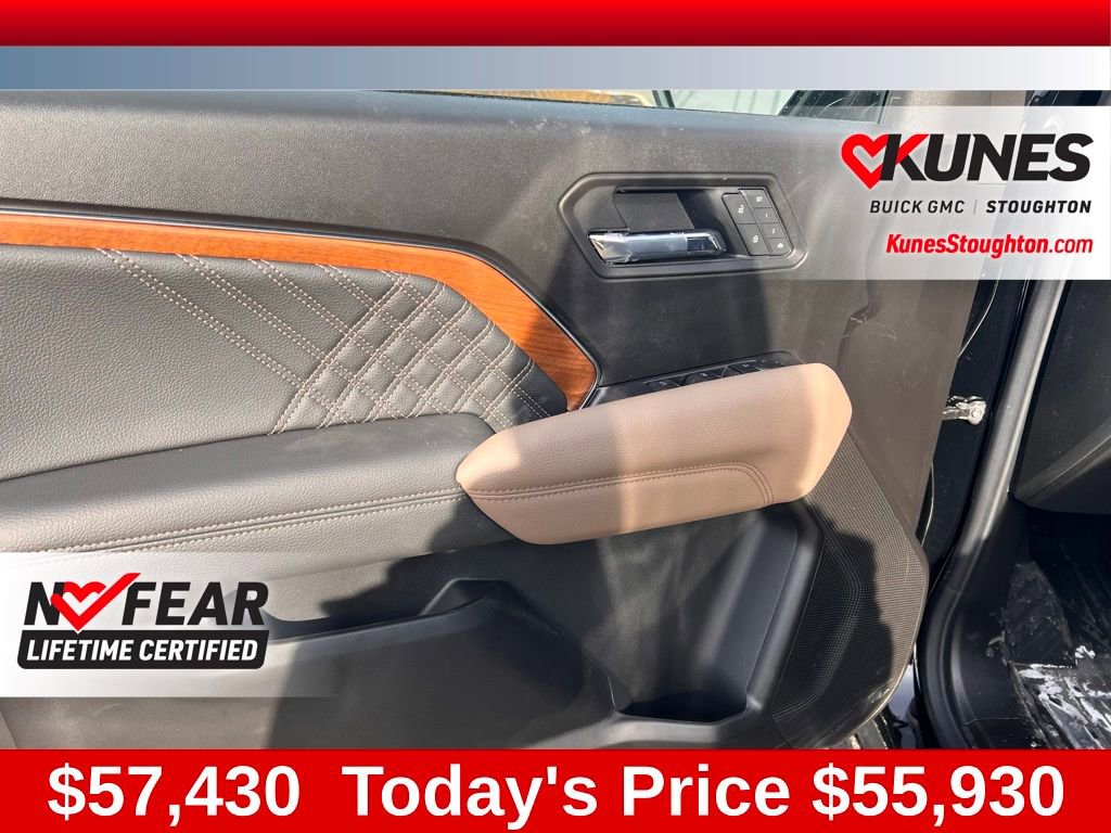 New 2026 GMC Canyon Denali image 15