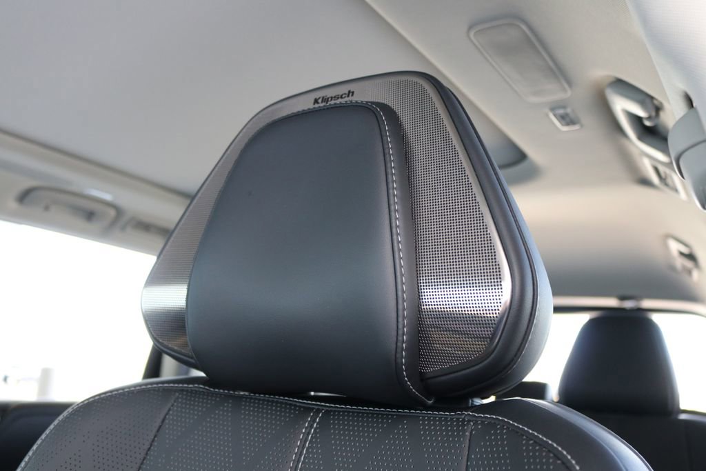 Certified 2025 INFINITI QX80 Sensory image 17