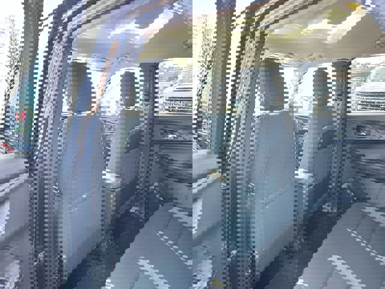 Used 2021 Chevrolet TrailBlazer LT w/ Convenience Package image 23