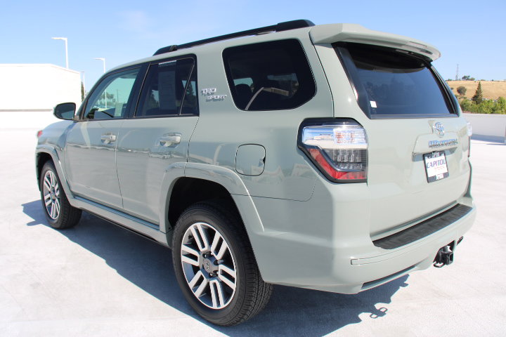 Used 2022 Toyota 4Runner TRD Sport w/ Technology Package AWD/4WD image 6