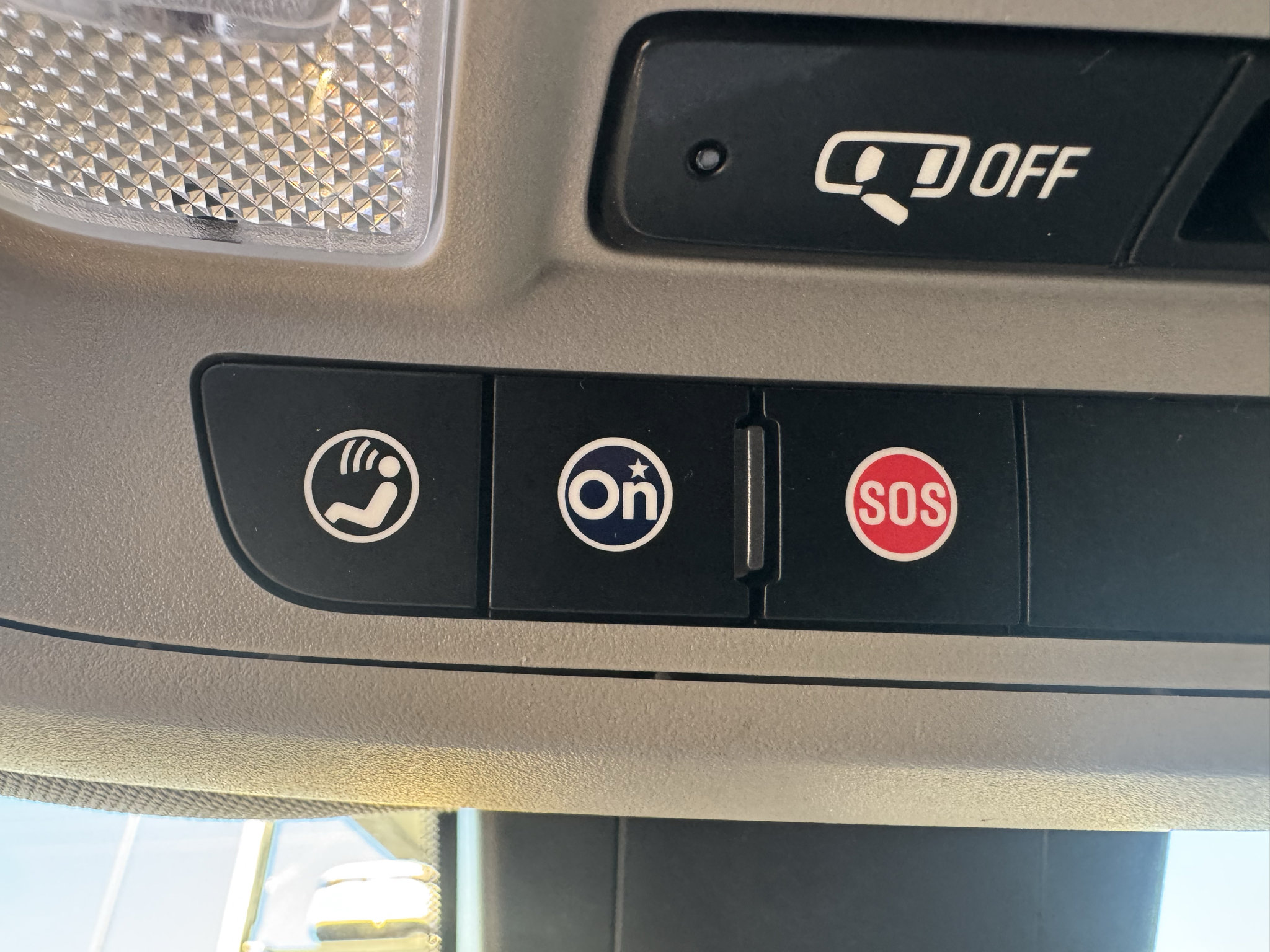 Used 2021 Chevrolet Equinox LT FWD image 21