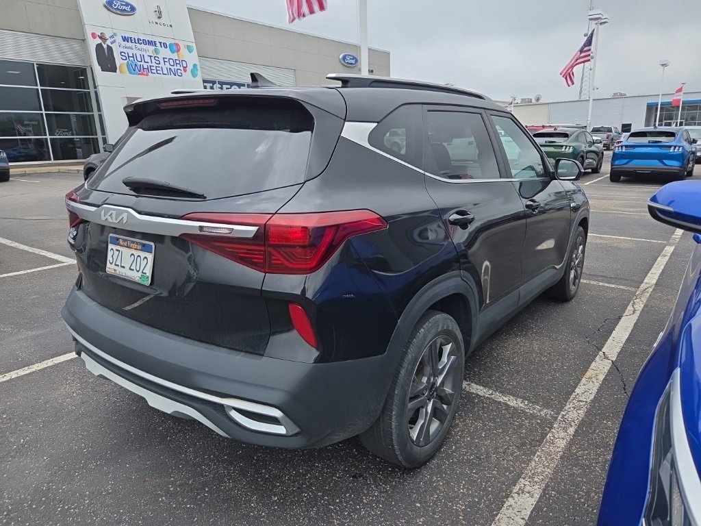 Used 2022 Kia Seltos S image 5