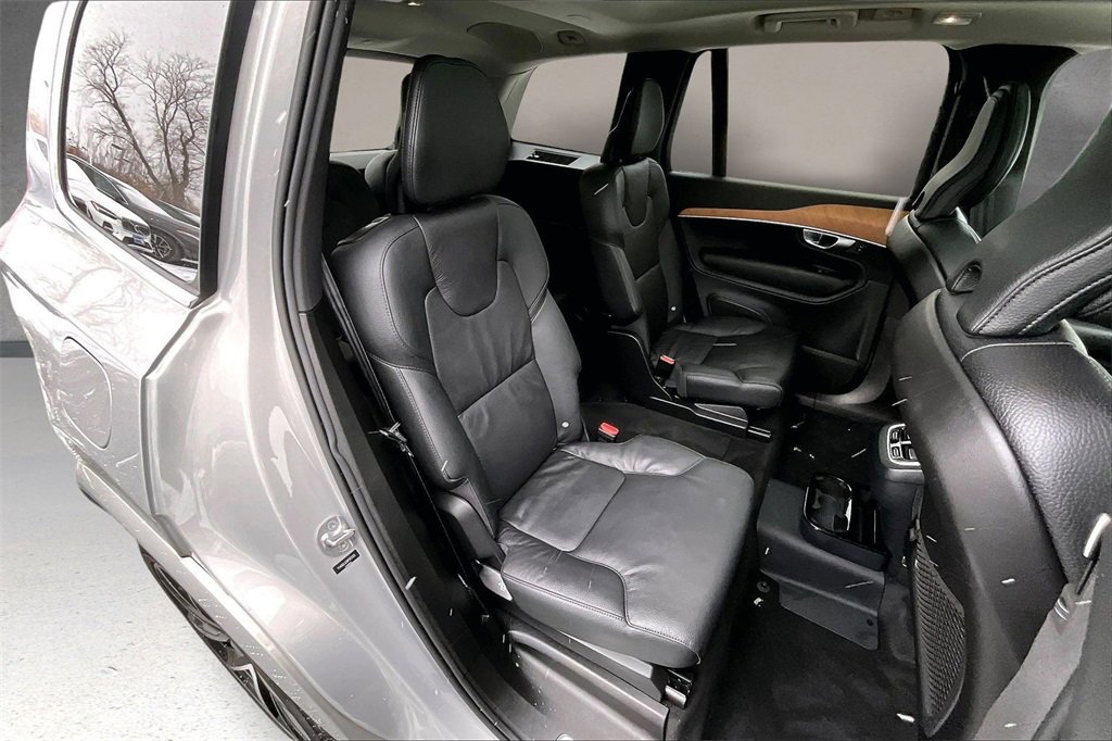 Used 2024 Volvo XC90 B6 Plus w/ Protection Package image 25