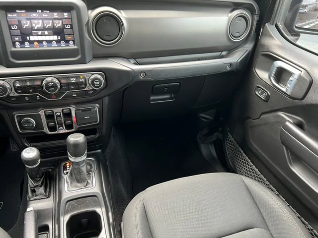 Used 2021 Jeep Gladiator Sport image 33