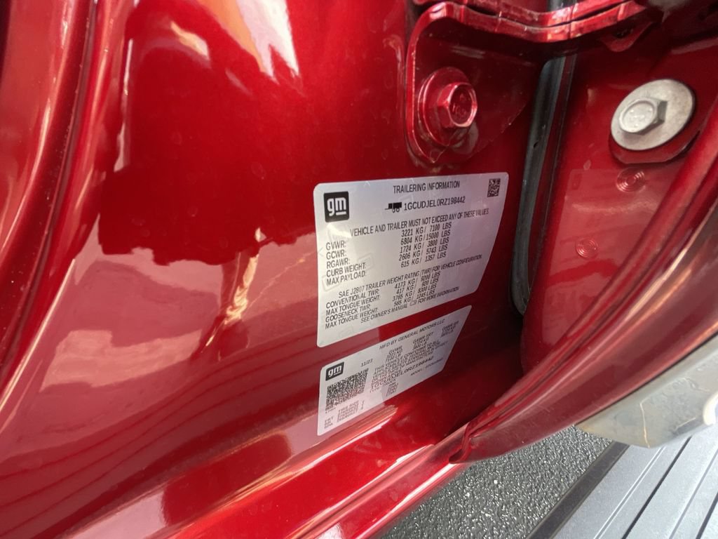 Certified 2024 Chevrolet Silverado 1500 High Country AWD/4WD image 35