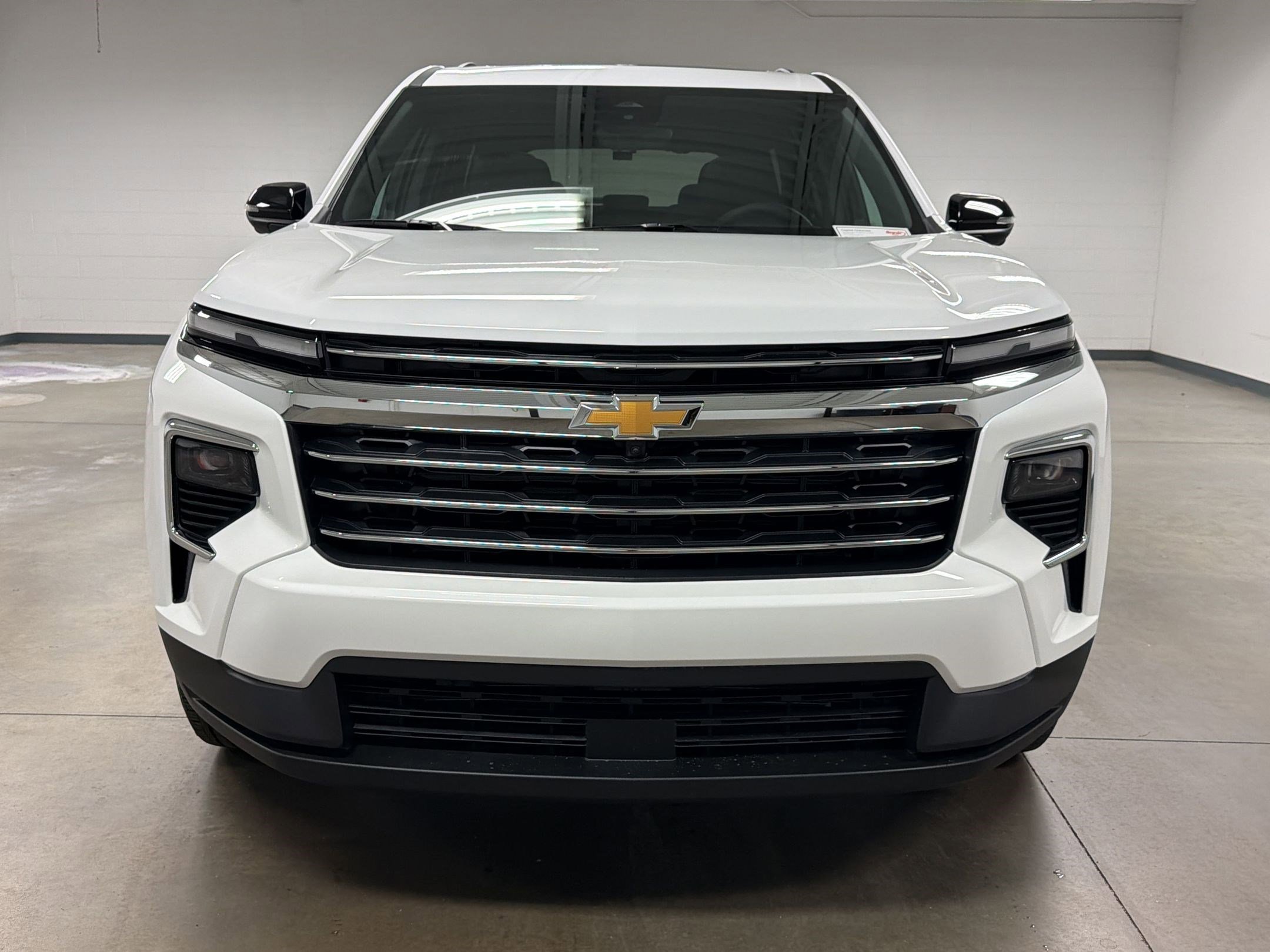 New 2026 Chevrolet Traverse LT w/ Sun and Wheel Package image 5