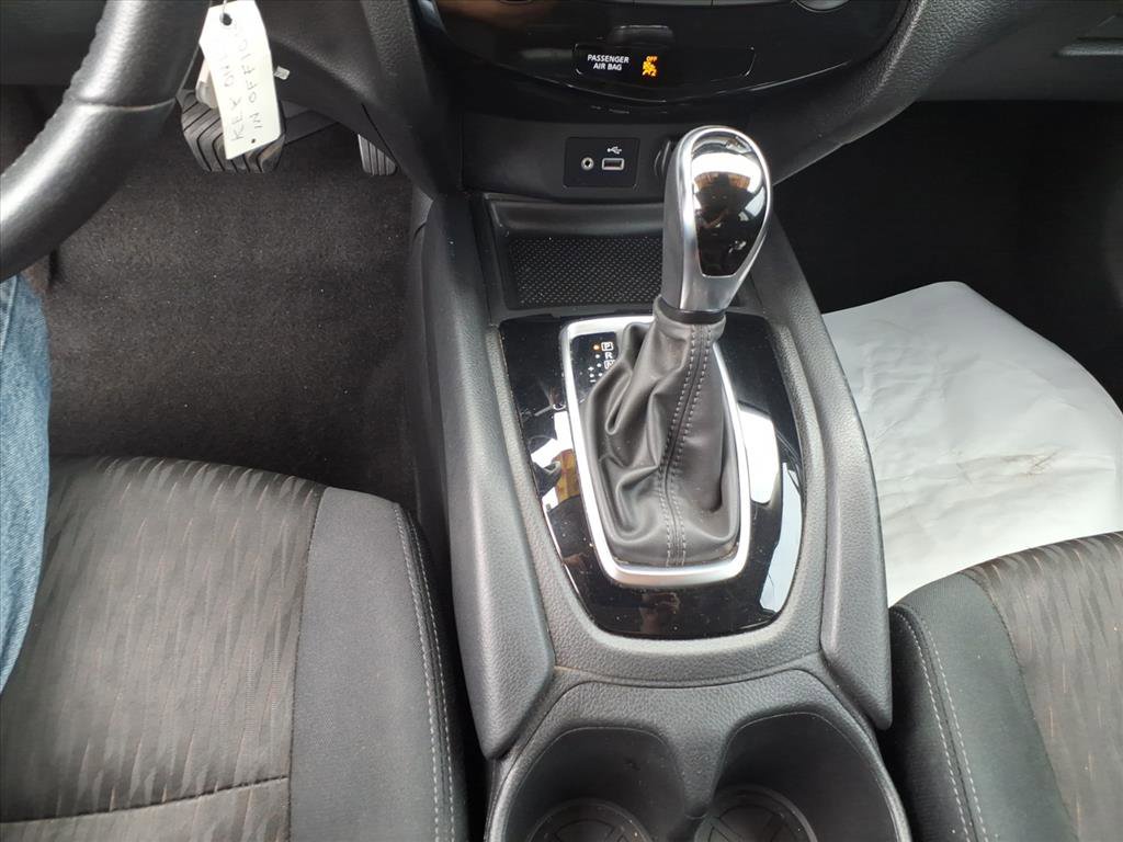 Used 2019 Nissan Rogue S w/ Special Edition Package image 17