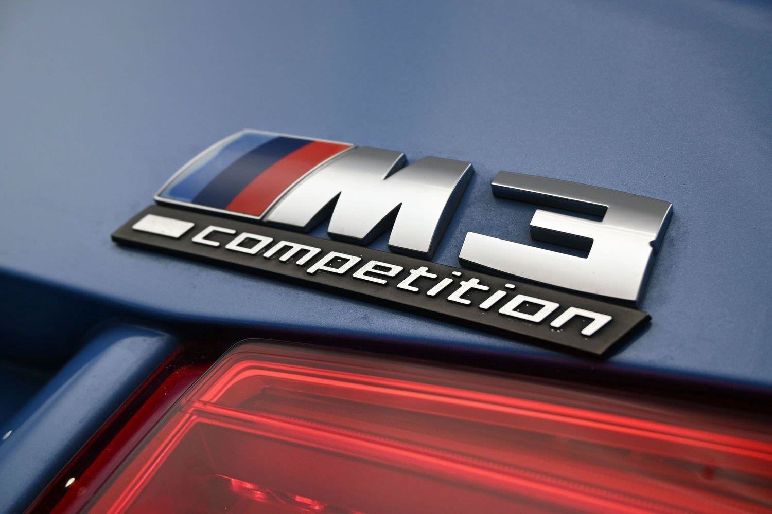 Used 2018 BMW M3 RWD image 28