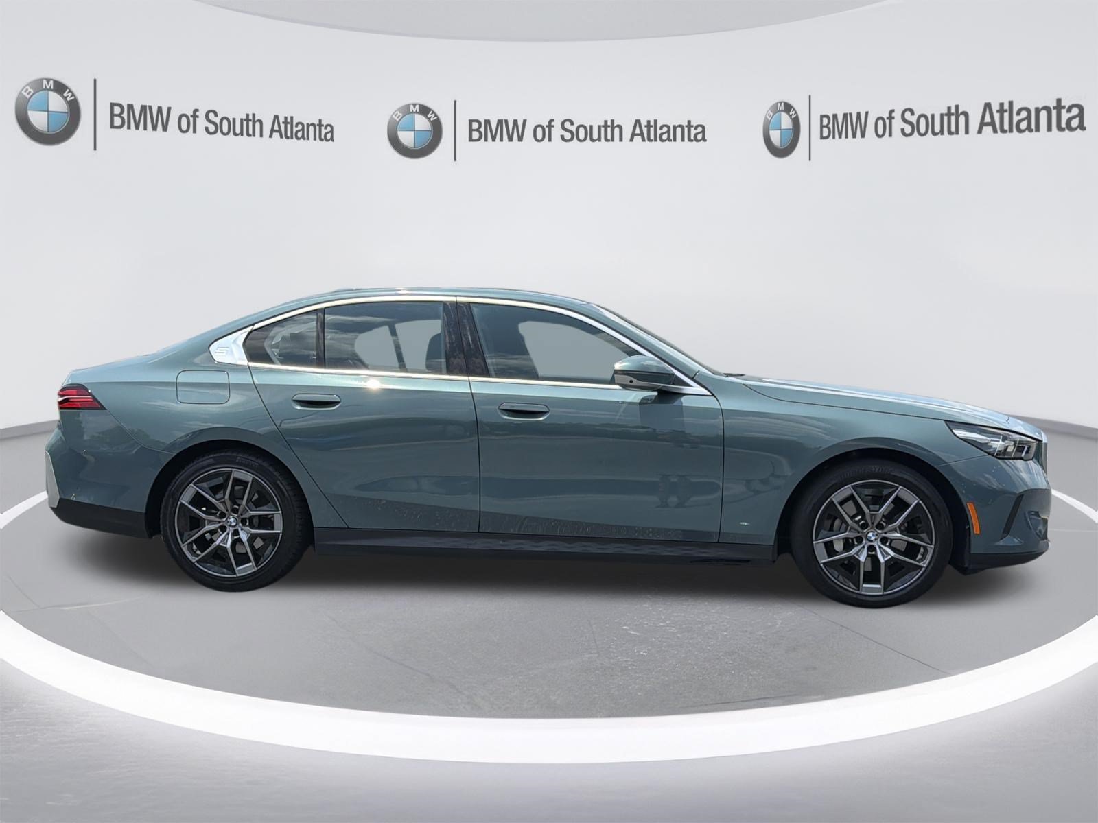 Certified 2026 BMW 530i xDrive AWD/4WD image 28