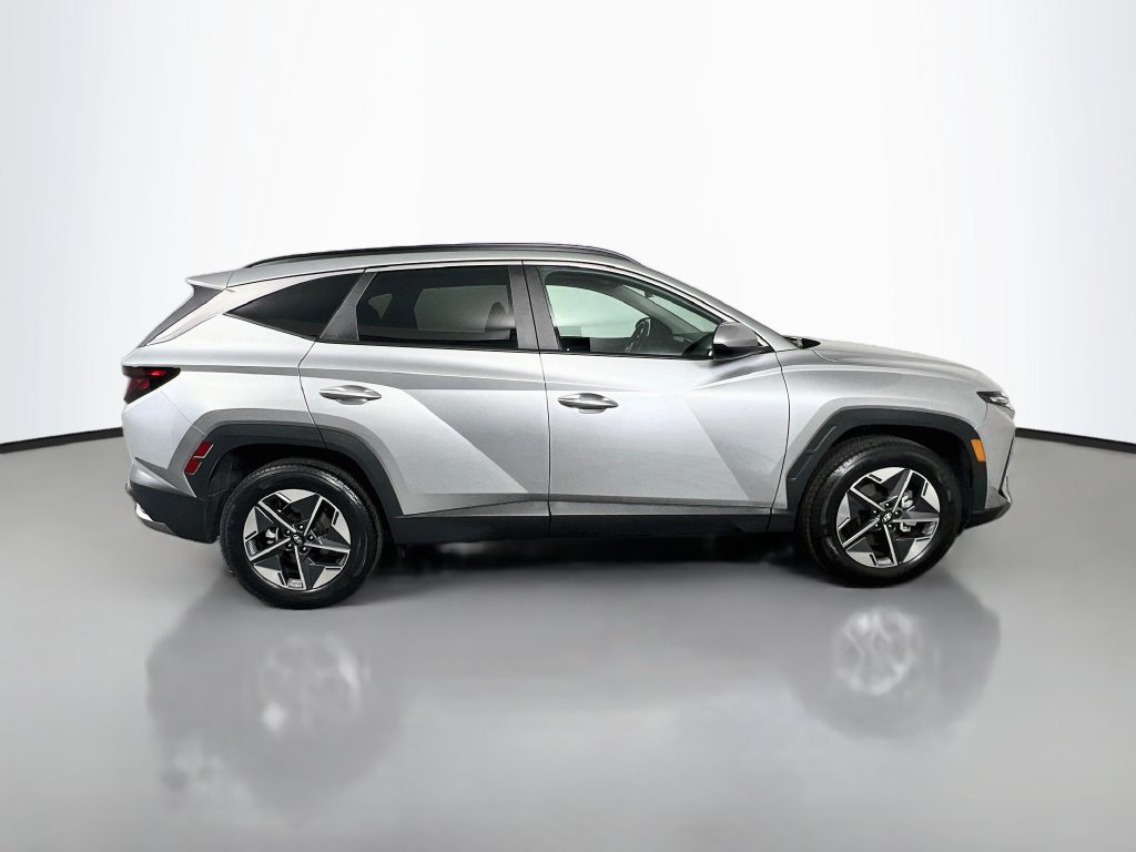 Certified 2025 Hyundai Tucson SEL AWD/4WD image 26
