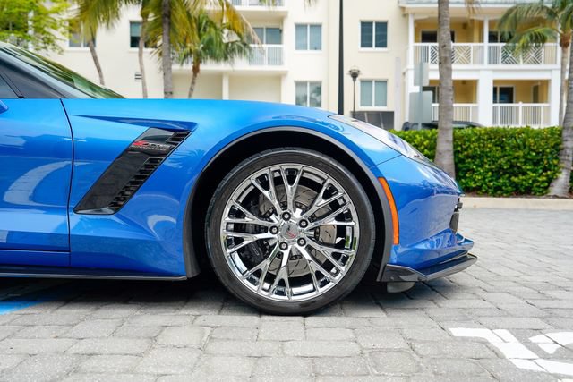 Used 2016 Chevrolet Corvette Z06 w/ 3LZ Preferred Equipment Group RWD image 37
