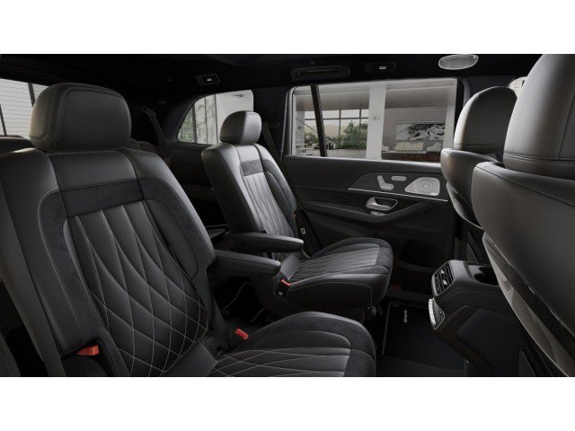 New 2026 Mercedes-Benz GLS 63 AMG 4MATIC image 5