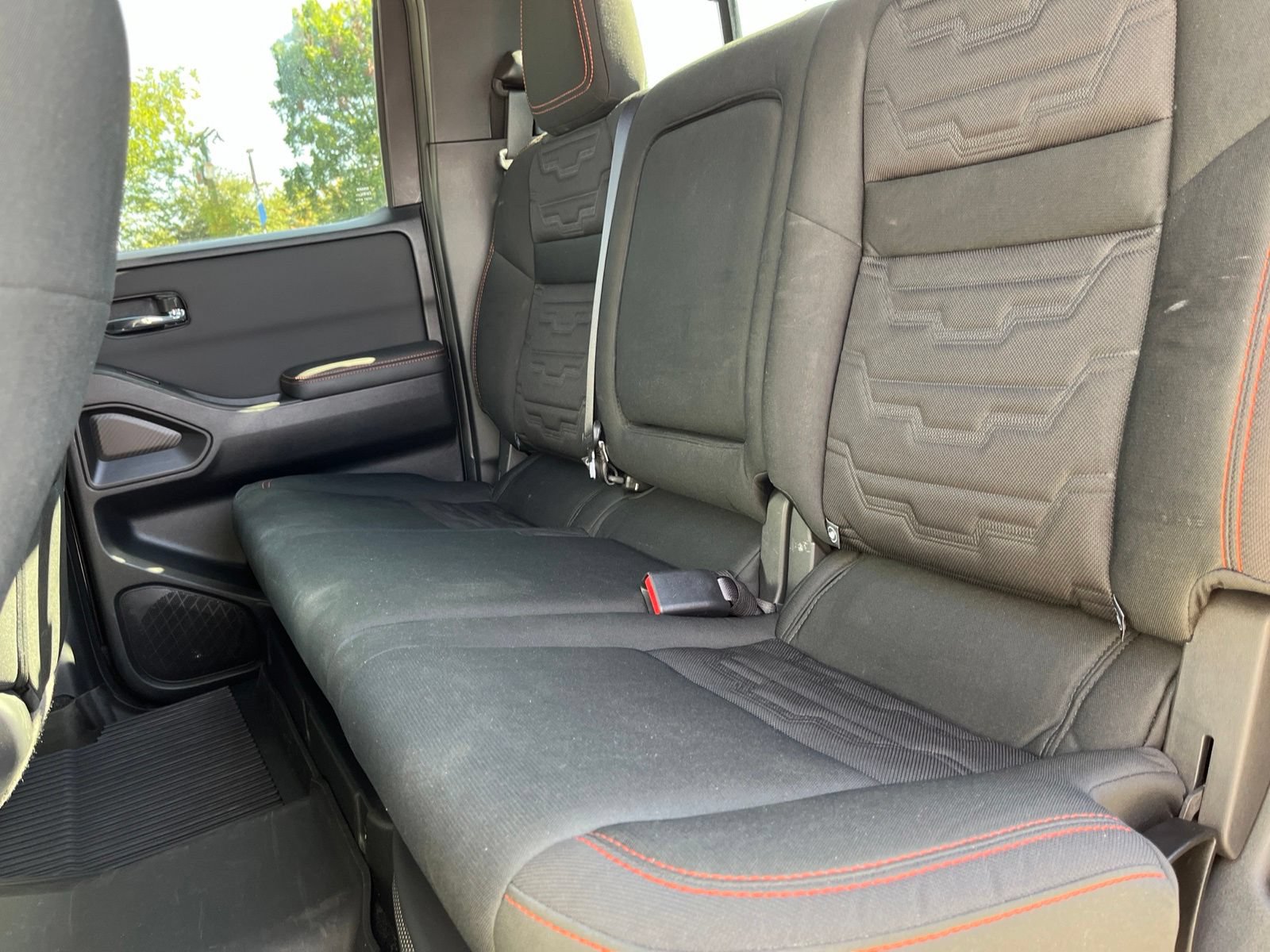 Used 2024 Nissan Frontier PRO-4X w/ Pro Convenience Package AWD/4WD image 12