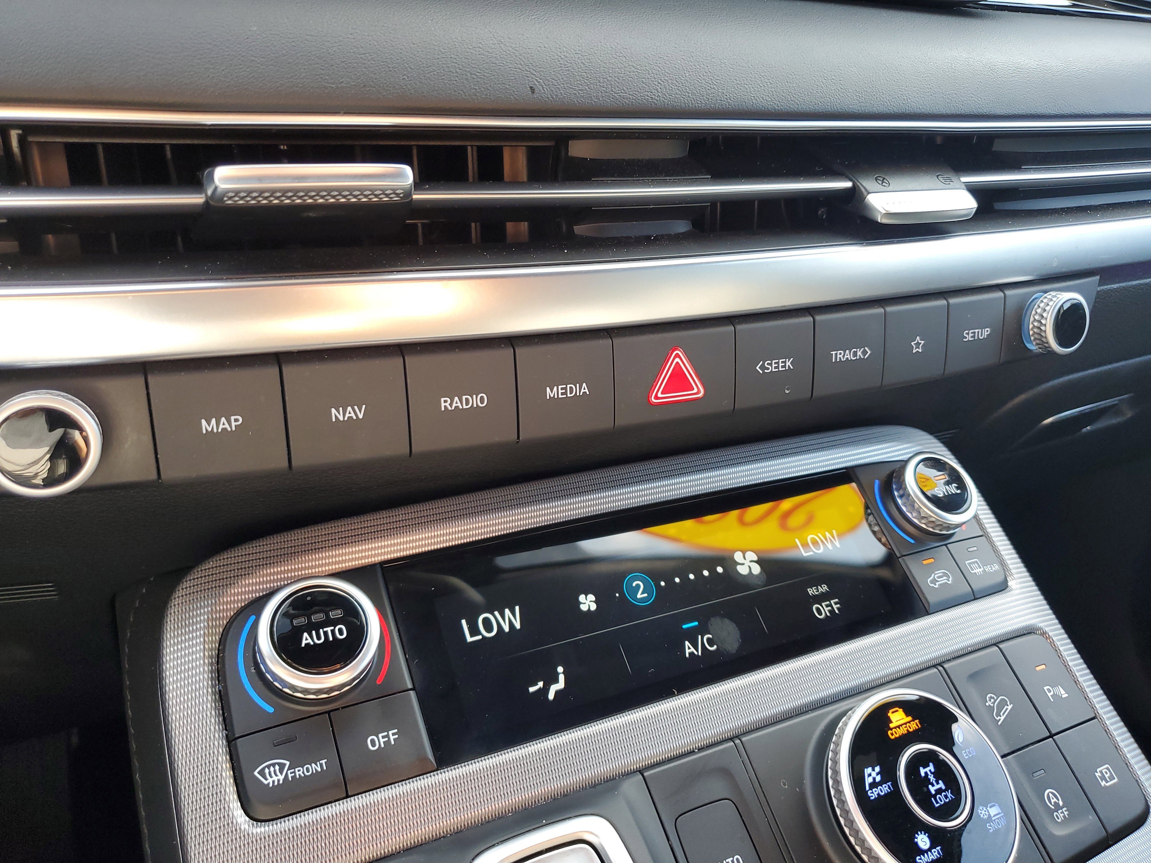 Used 2024 Hyundai Palisade Calligraphy image 33