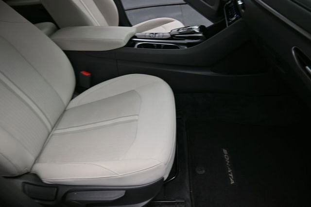 Used 2023 Hyundai Sonata SE FWD image 25