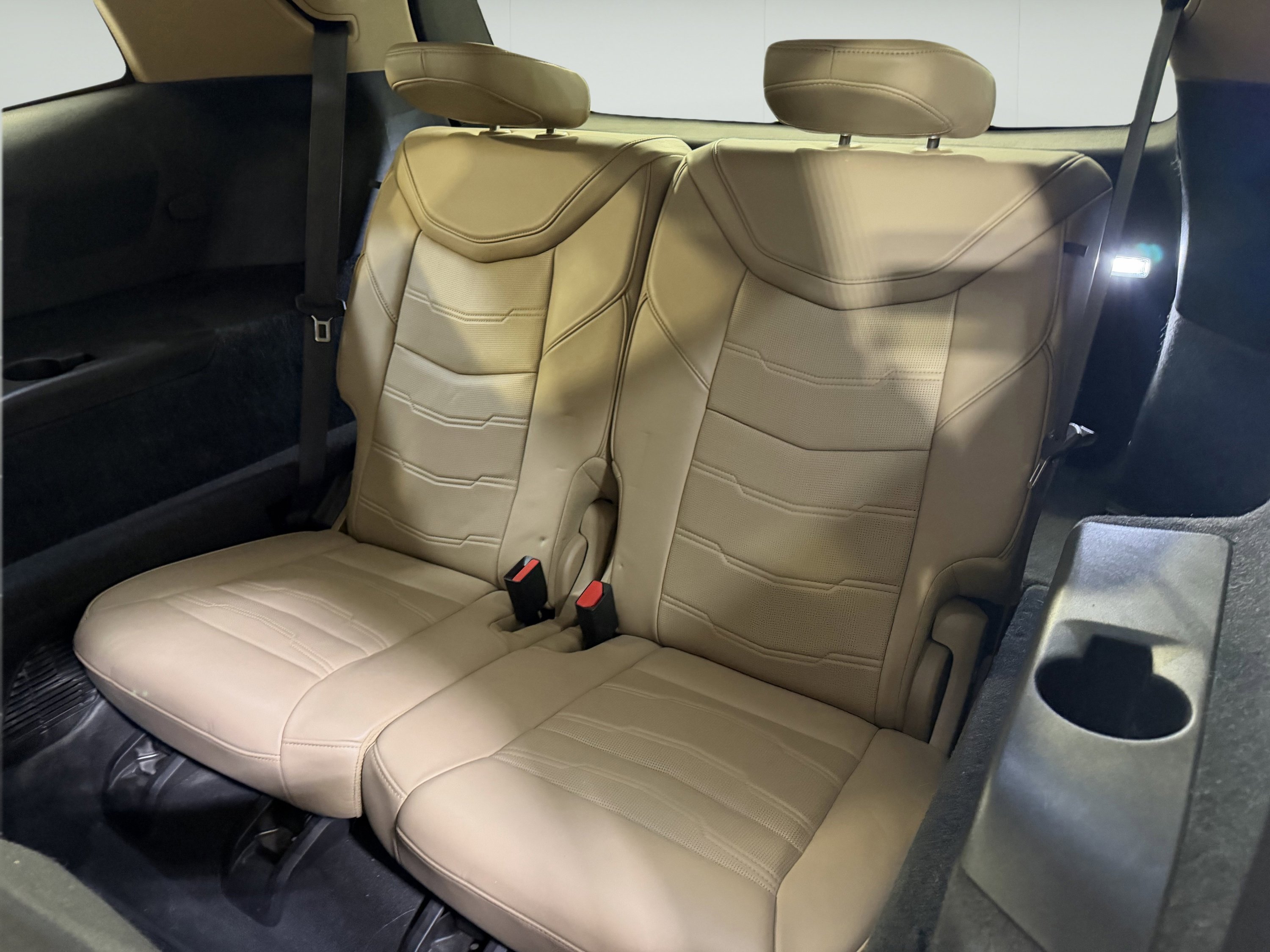 Used 2020 Cadillac XT6 Premium Luxury w/ Platinum Package AWD/4WD image 10
