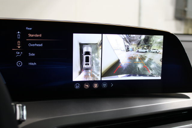 New 2027 Cadillac Vistiq Luxury AWD/4WD image 13