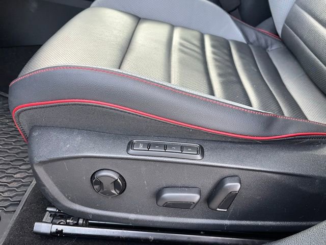 Used 2024 Volkswagen GTI Autobahn image 33