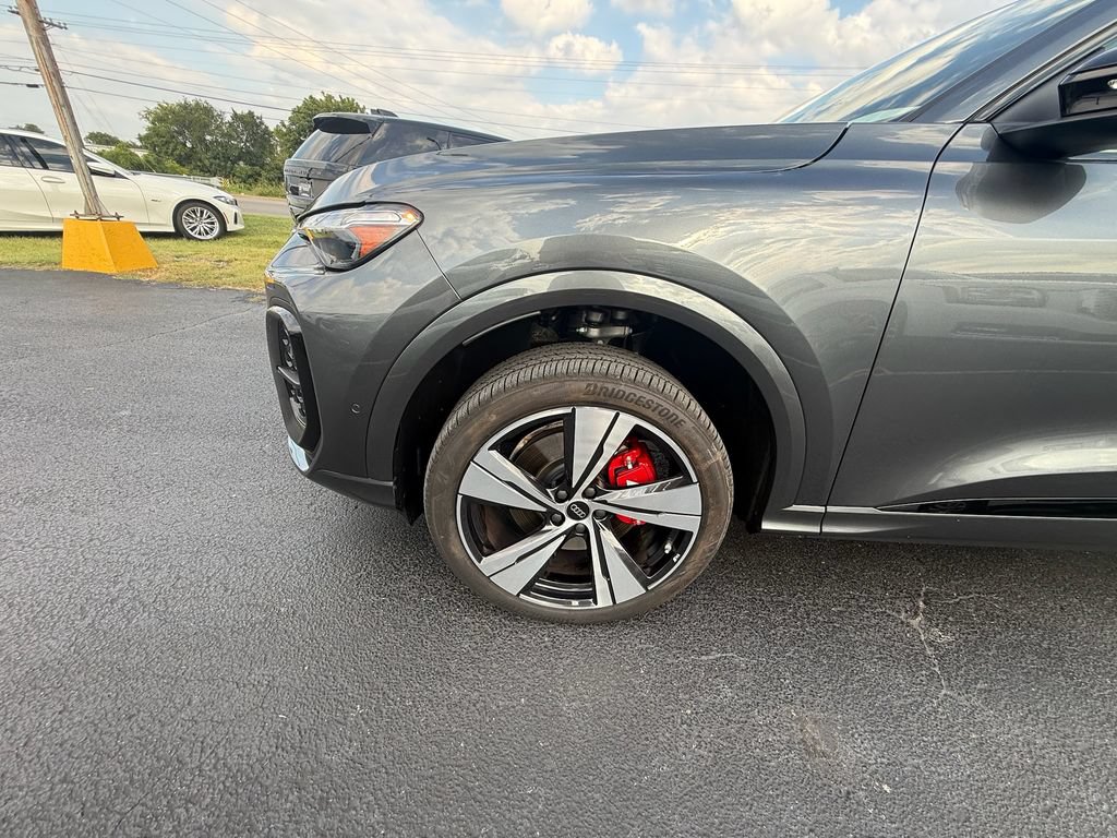 Used 2025 Audi SQ5 Premium Plus AWD/4WD image 10
