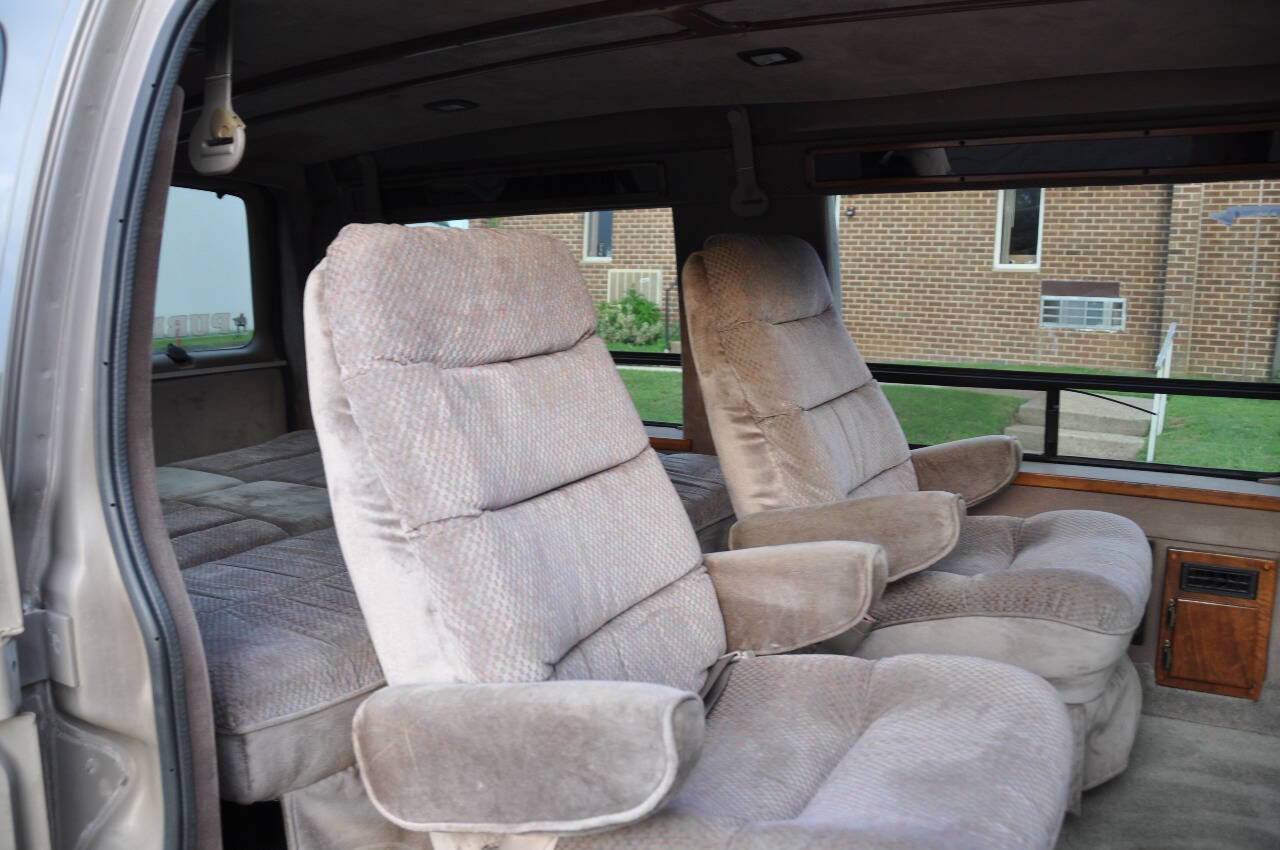 Used 1996 Chevrolet Express 1500 image 27