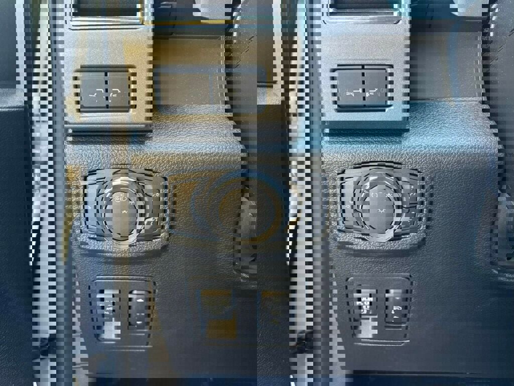 Used 2020 Ford F150 Raptor w/ Equipment Group 802A Luxury image 32