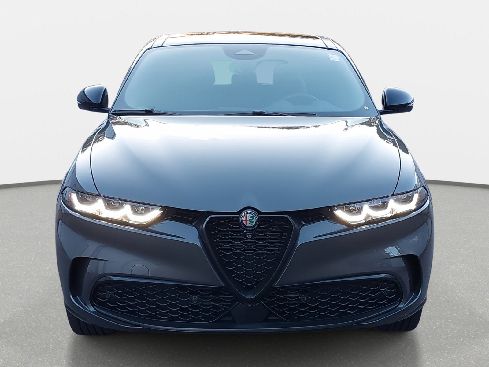 Used 2024 Alfa Romeo Tonale Veloce image 2