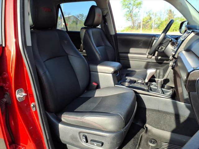 Used 2024 Toyota 4Runner TRD Off-Road Premium w/ Moonroof Package AWD/4WD image 8