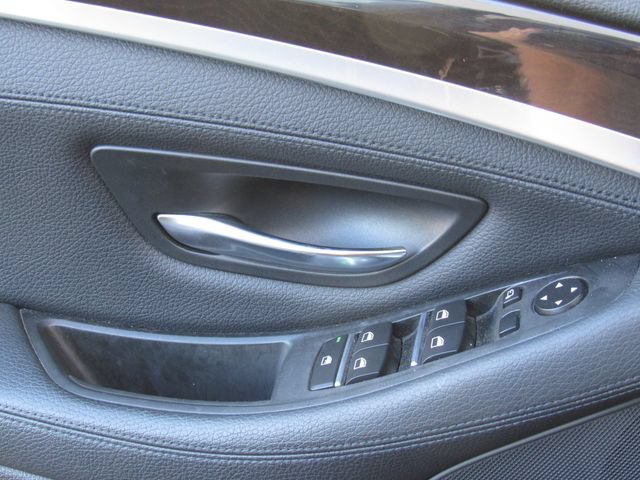Used 2012 BMW 528i xDrive Sedan AWD/4WD image 35