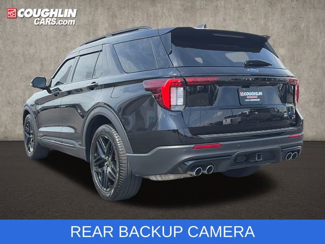 Used 2025 Ford Explorer ST image 6