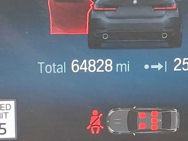 Used 2023 BMW 330i xDrive Sedan w/ Premium Package image 20