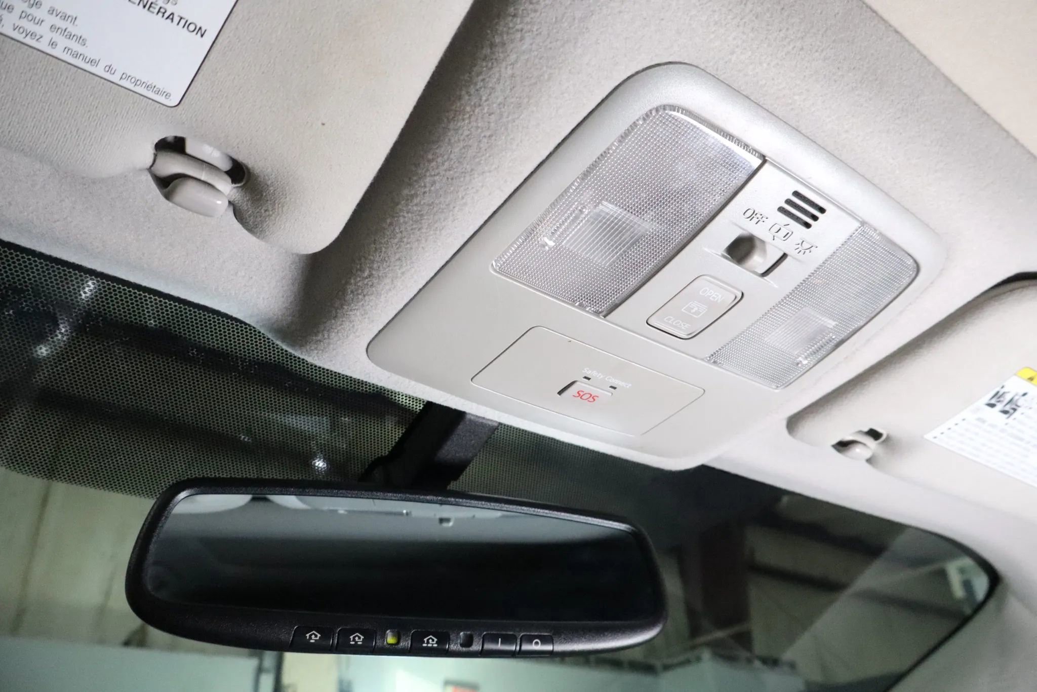 Used 2012 Toyota Prius V Five image 25