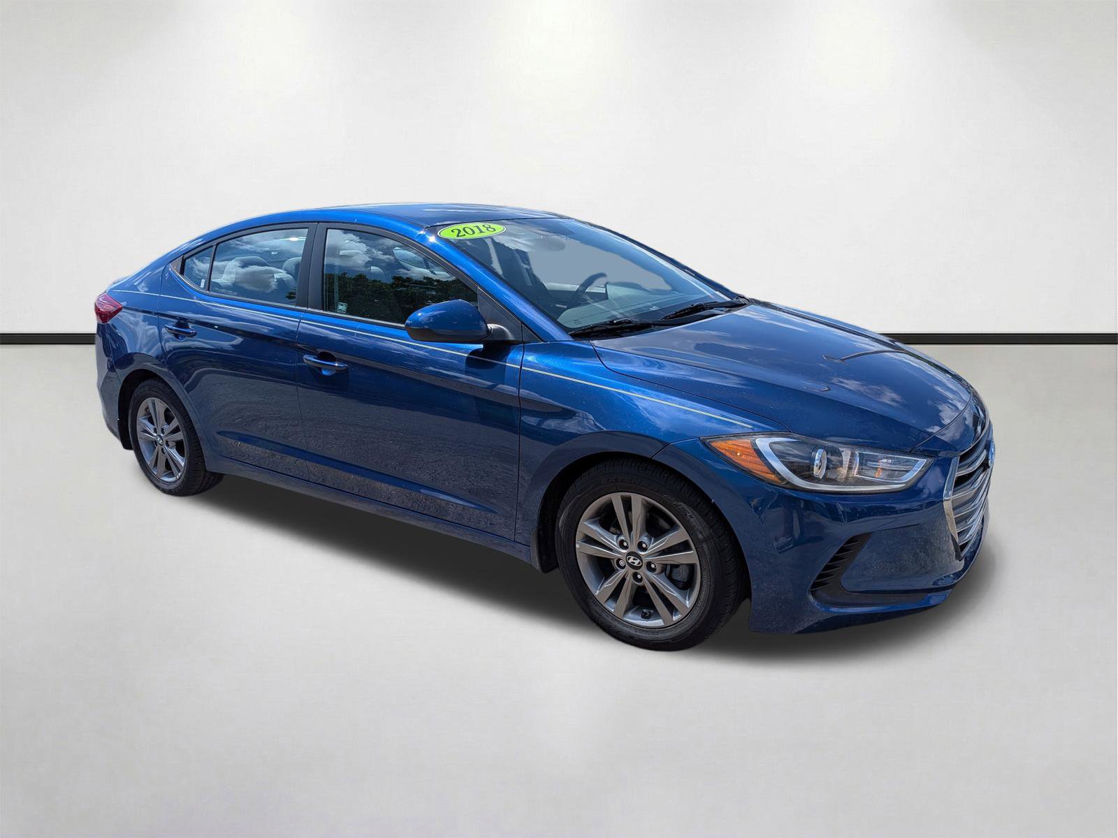 Used 2018 Hyundai Elantra SEL FWD image 2