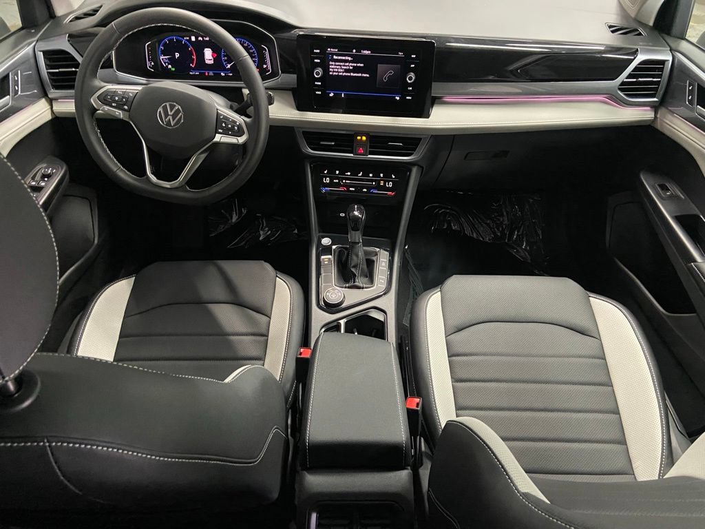 New 2026 Volkswagen Taos SEL AWD/4WD image 6