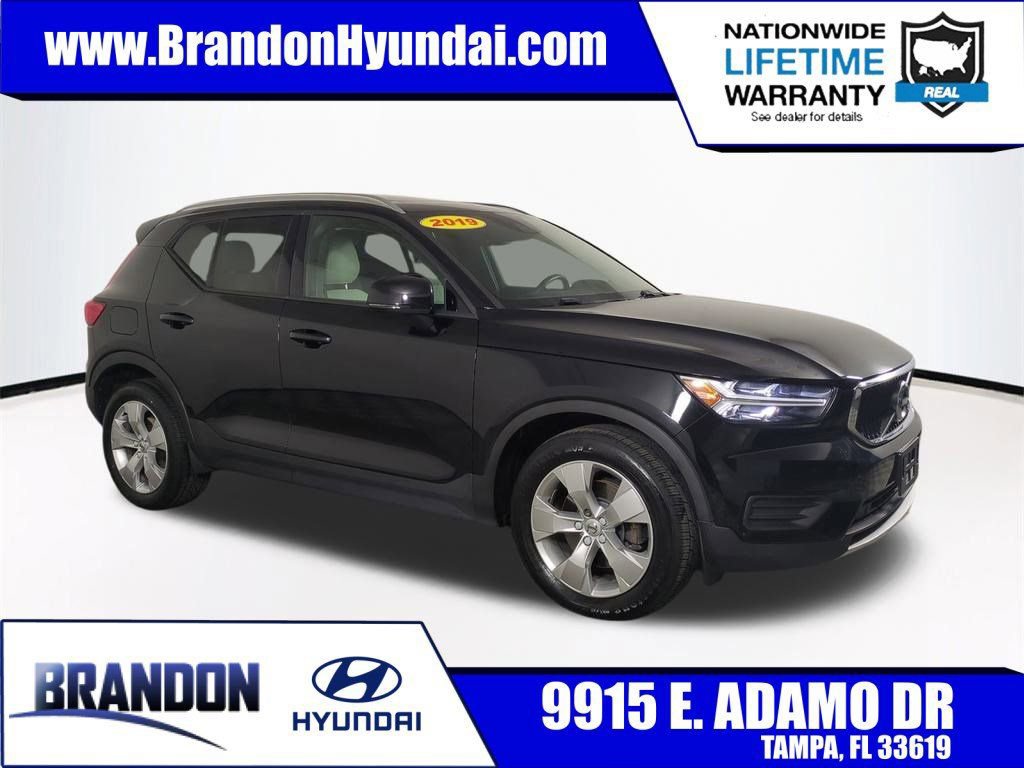 Used 2019 Volvo XC40 T5 R-Design