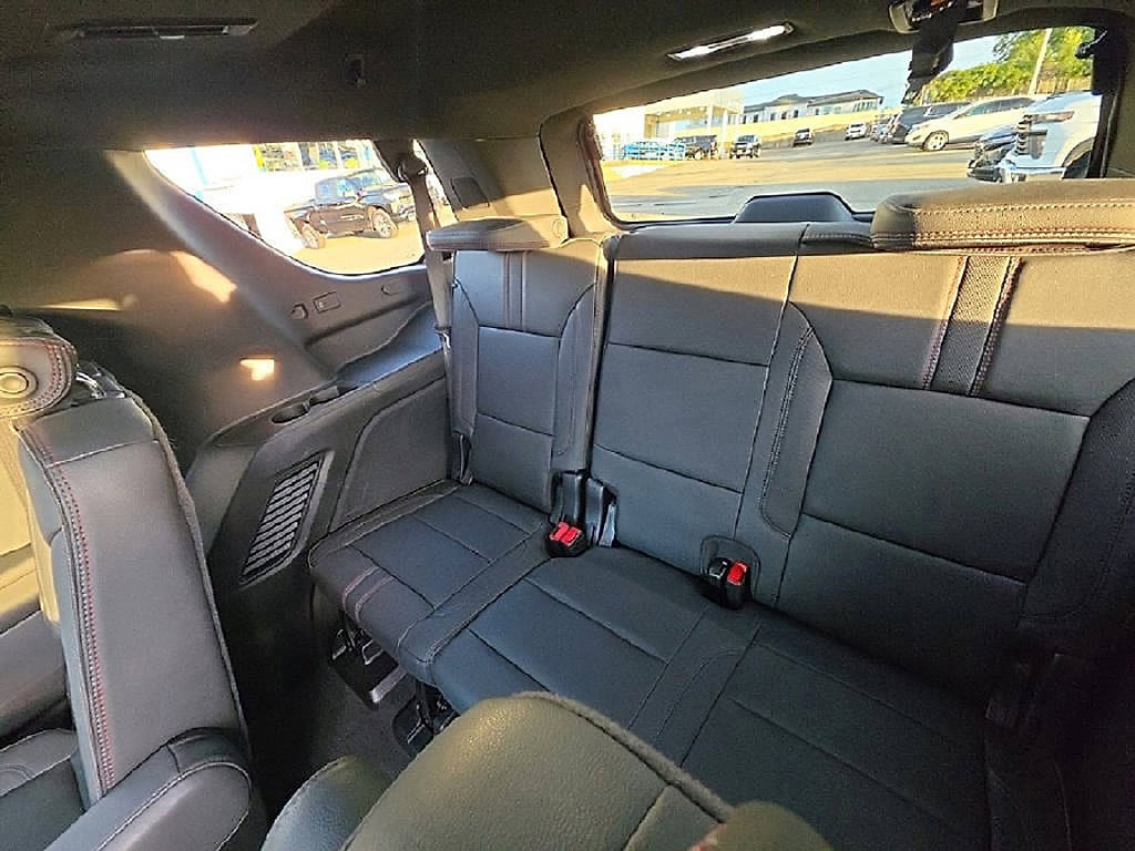 Used 2026 Chevrolet Tahoe RST w/ Comfort Package AWD/4WD image 40