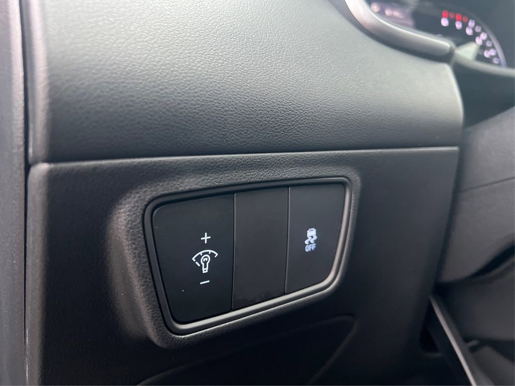 Certified 2024 Hyundai Tucson SE image 22