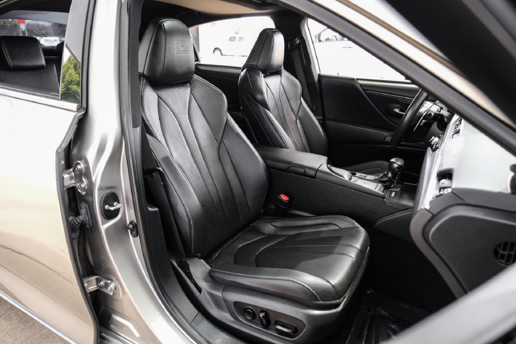 Used 2021 Lexus ES 350 F Sport w/ Accessory Package 2 FWD image 39