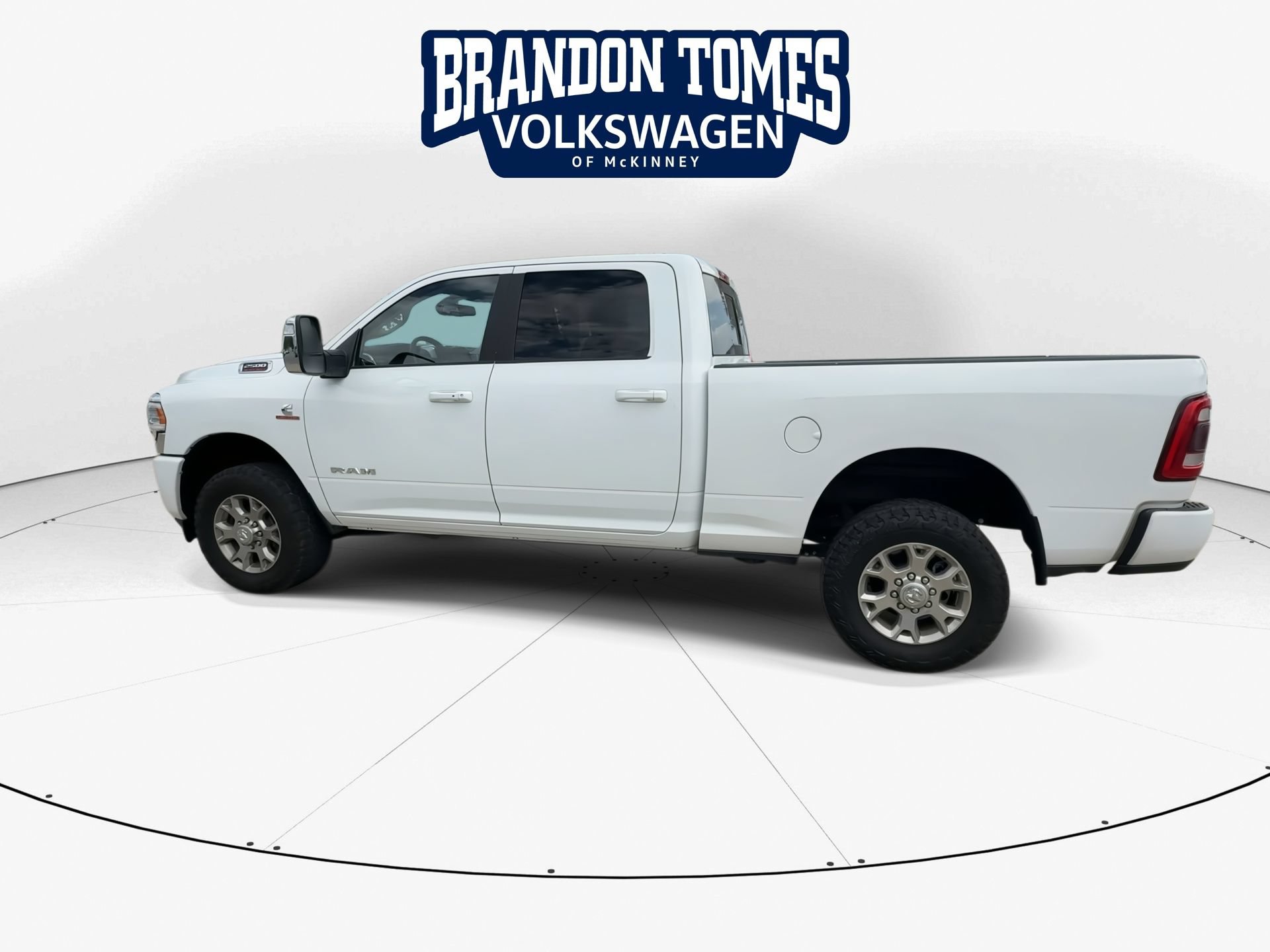 Used 2024 RAM 2500 Laramie AWD/4WD image 5