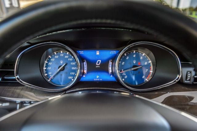 Used 2018 Maserati Quattroporte S GranLusso RWD image 18