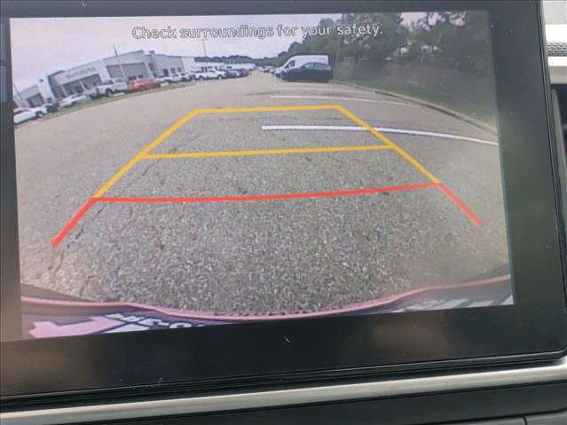 Used 2026 Hyundai Venue SEL FWD image 14