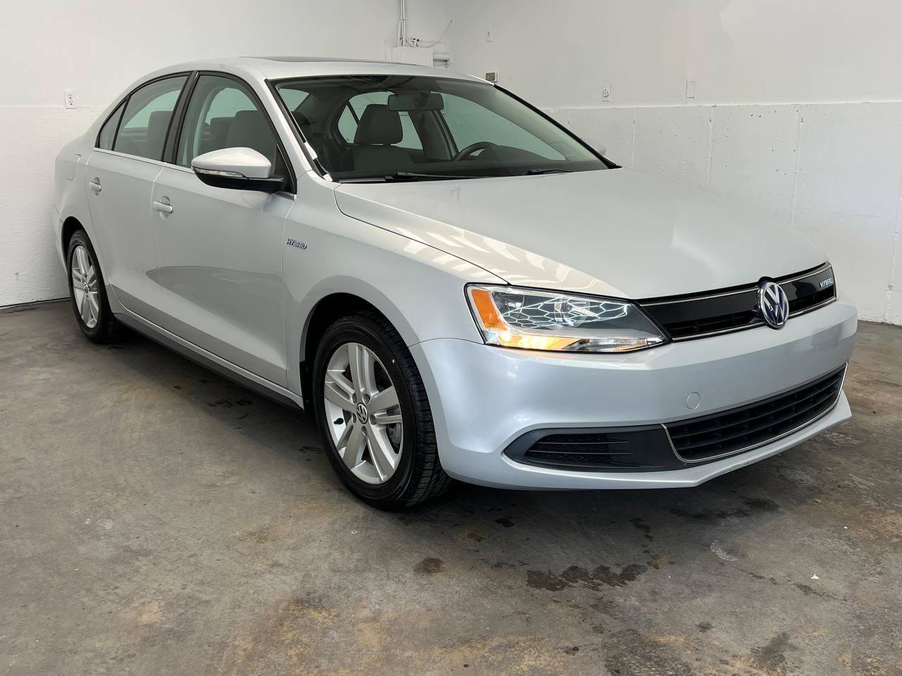 Used 2013 Volkswagen Jetta Hybrid Sedan FWD image 3