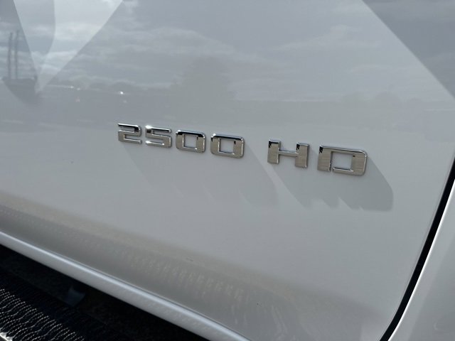 Used 2024 Chevrolet Silverado 2500 Custom w/ Z71 Off-Road Package image 7