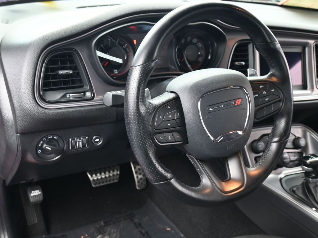 Used 2023 Dodge Challenger R/T w/ Blacktop Package image 15