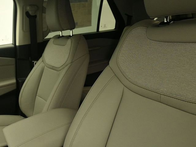 New 2026 Ford Explorer Active w/ Active Comfort Package image 20