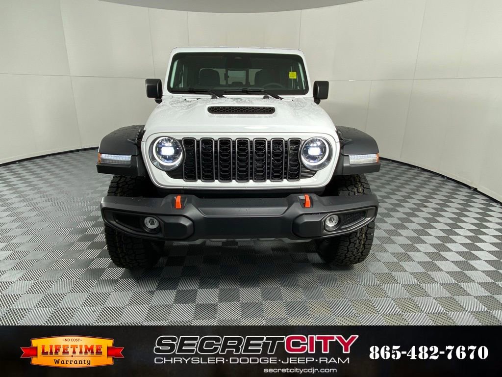 New 2026 Jeep Gladiator Mojave video 2
