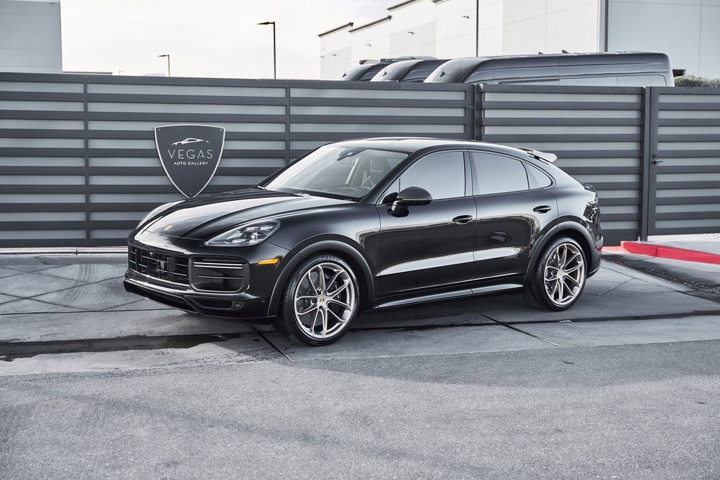 Used 2023 Porsche Cayenne Turbo GT image 5