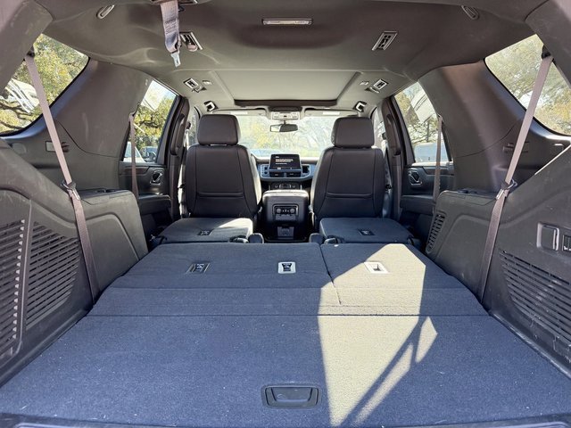 Used 2021 Chevrolet Tahoe Z71 w/ Luxury Package image 20