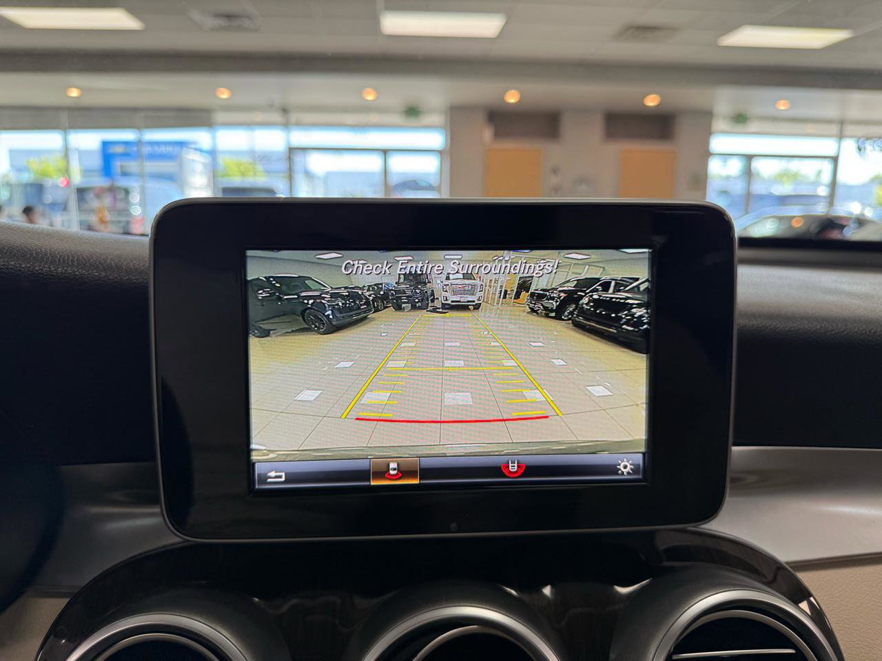 Used 2017 Mercedes-Benz GLC 300 4MATIC image 15